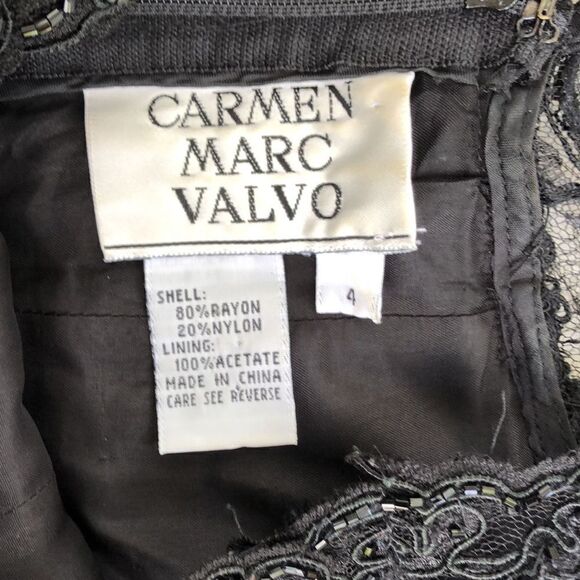 Carmen Marc Valvo beaded lace dress - Picture 3 of 6